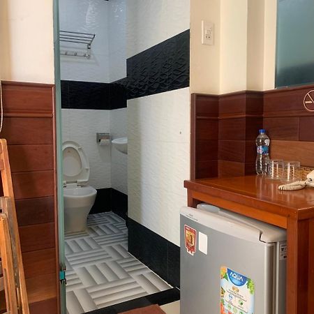 Au Lac Hotel Куи Нхон Екстериор снимка