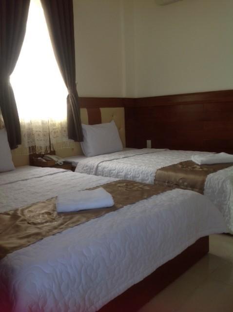 Au Lac Hotel Куи Нхон Екстериор снимка