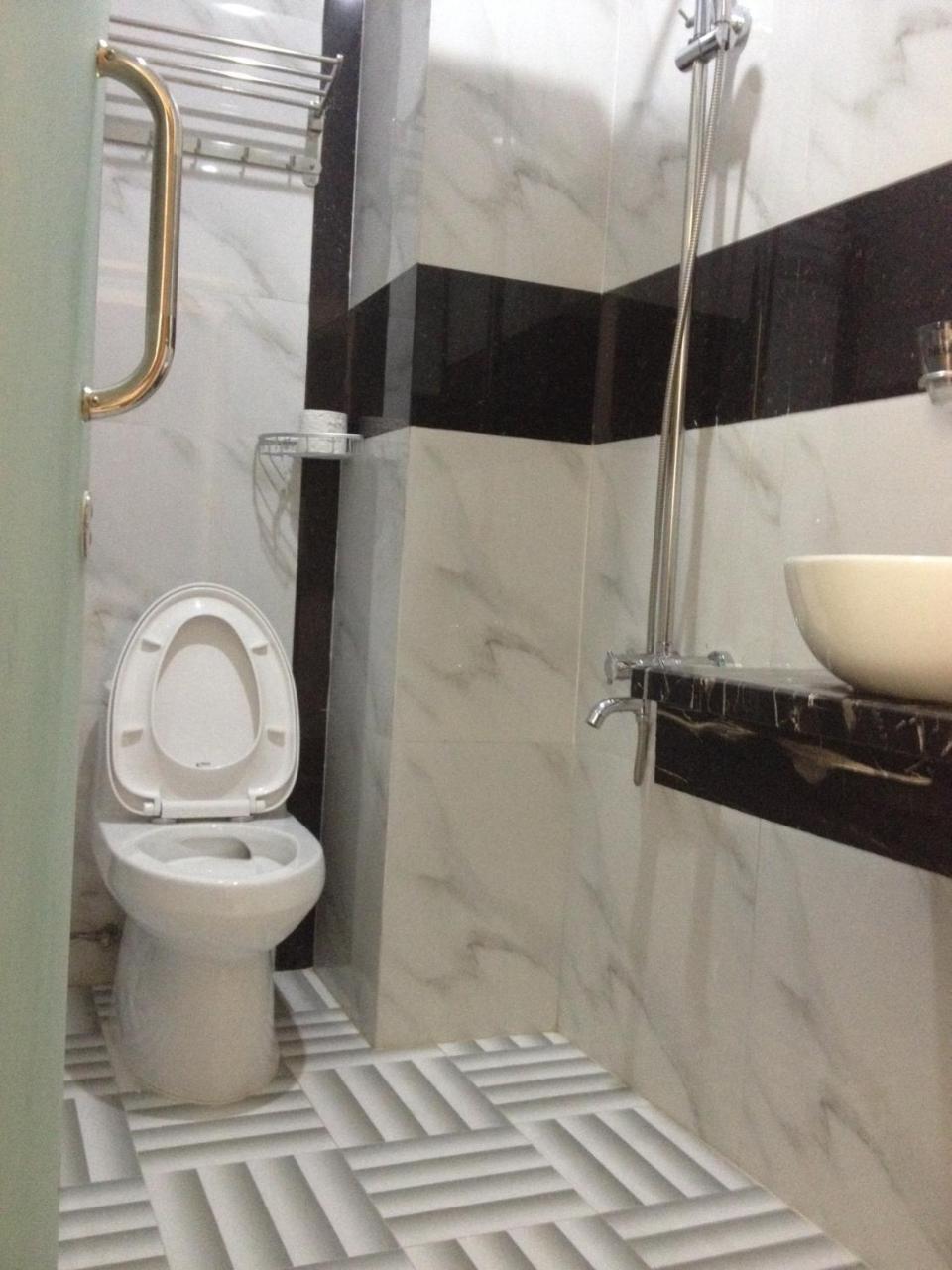 Au Lac Hotel Куи Нхон Екстериор снимка